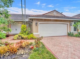 352 SW 187th Ter, Hollywood, FL 33029