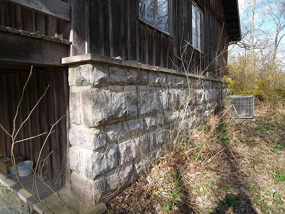 5th image of 67170 Ponderosa Dr