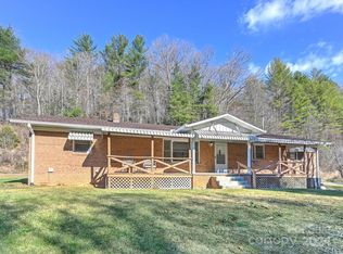 87 Scronce Creek Rd, Burnsville, NC 28714