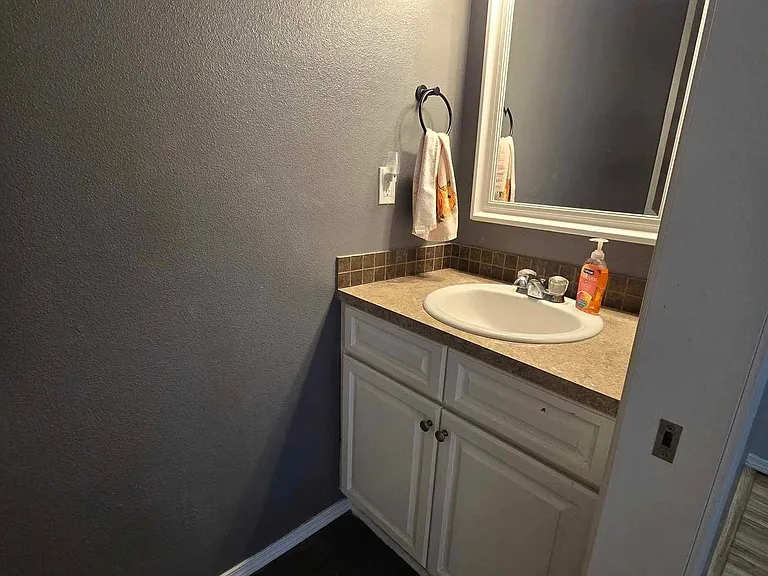 3807 Easthaven Ave — Photo 3