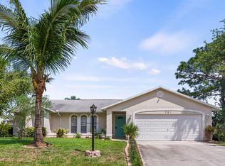 261 SW Starflower Ave, Port Saint Lucie, FL 34984