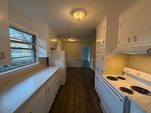 5th image of 1511 Mulberry St