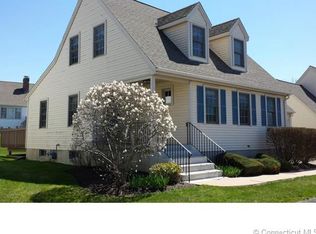 45 Perkins Row, Wethersfield, CT 06109