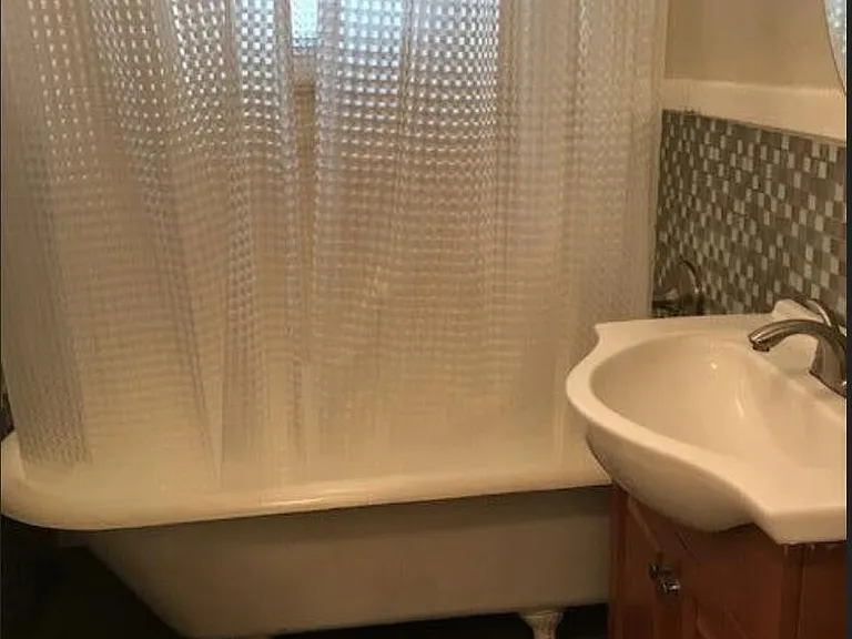 431 S M St #1 — Photo 5