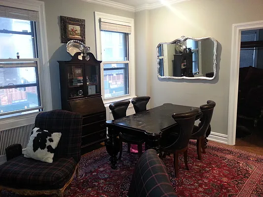 Rented by V W Realty Inc. | media 9