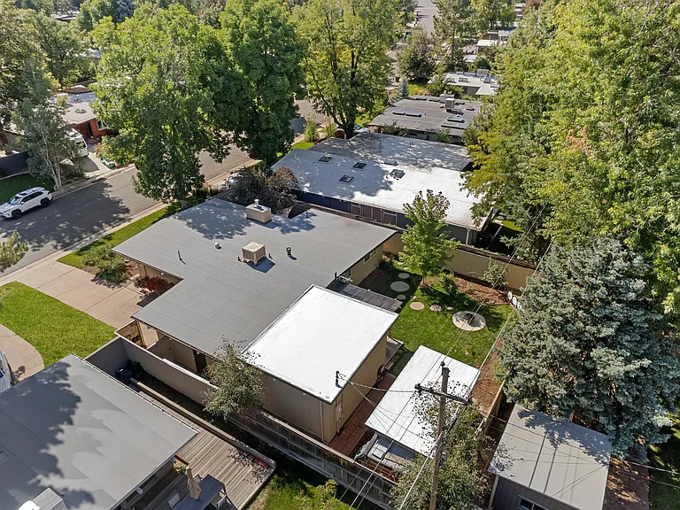 1403 S Eudora St — Photo 50