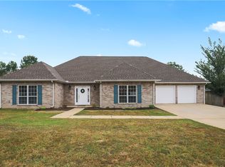 1003 Raintree Ct, Siloam Springs, AR 72761
