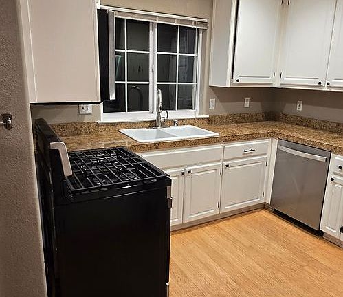 4th image of 5690 Rosario Ave
