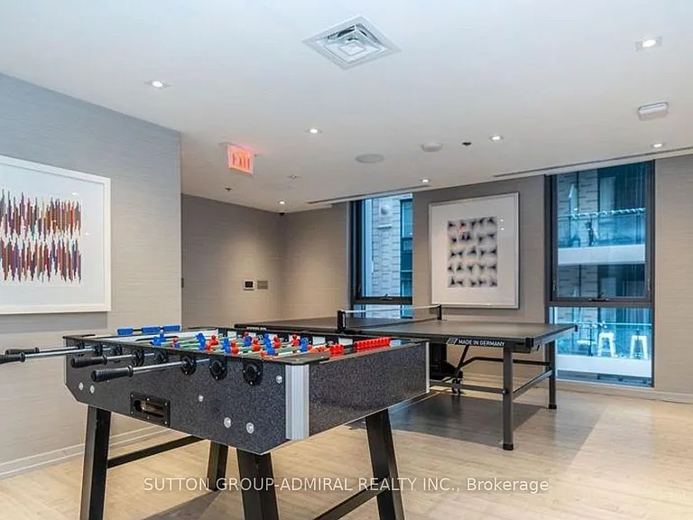 42 Charles St E #1908 — Photo 14