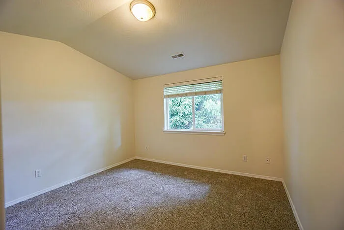 13911 NE 7th Ct — Photo 22