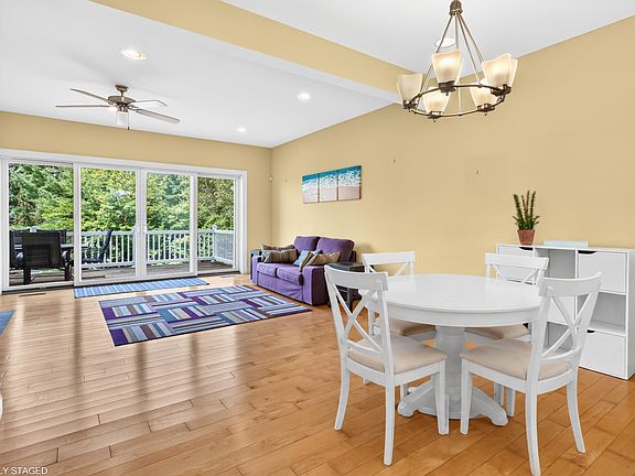 4th image of 15 Diamond Point Ln