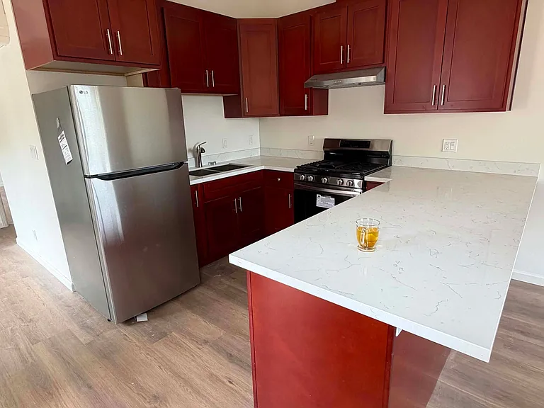 138 Trish Dr — Photo 3