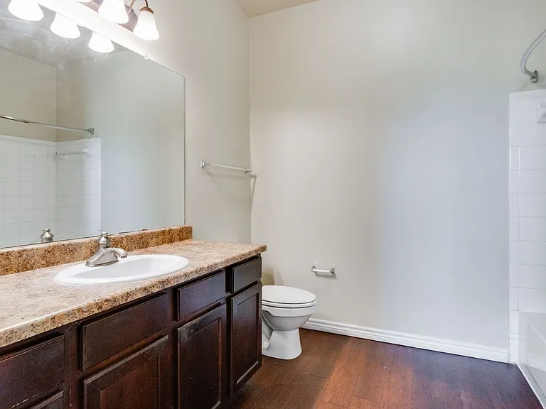 9613 Maurice Ave — Photo 30
