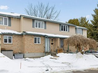 28 Saint Pauls Pl, Kingston, ON K7M7S3