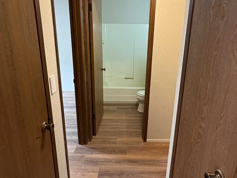 8022 47th Ave NE #3 — Photo 8