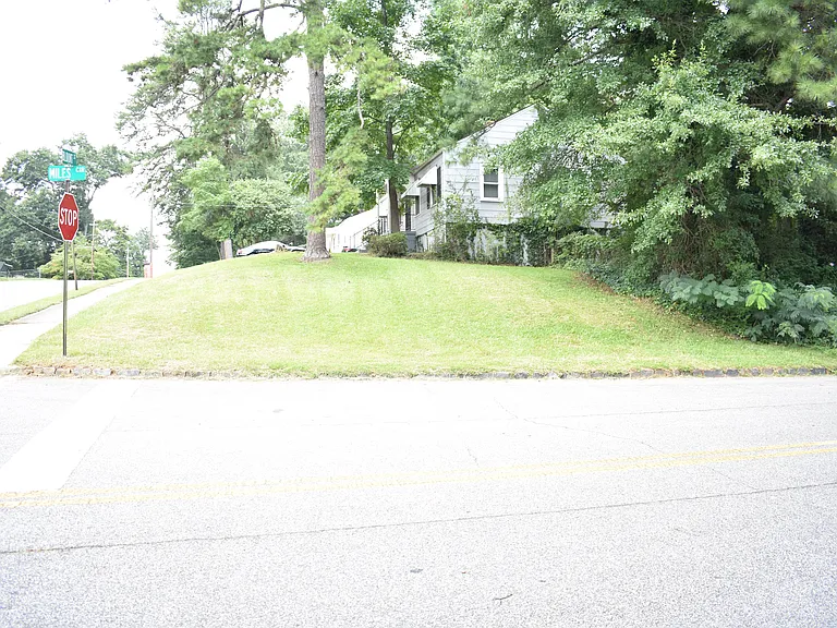 2774 Blount St — Photo 20