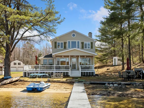 6 Breezy Cove Road, Shapleigh, ME 04076