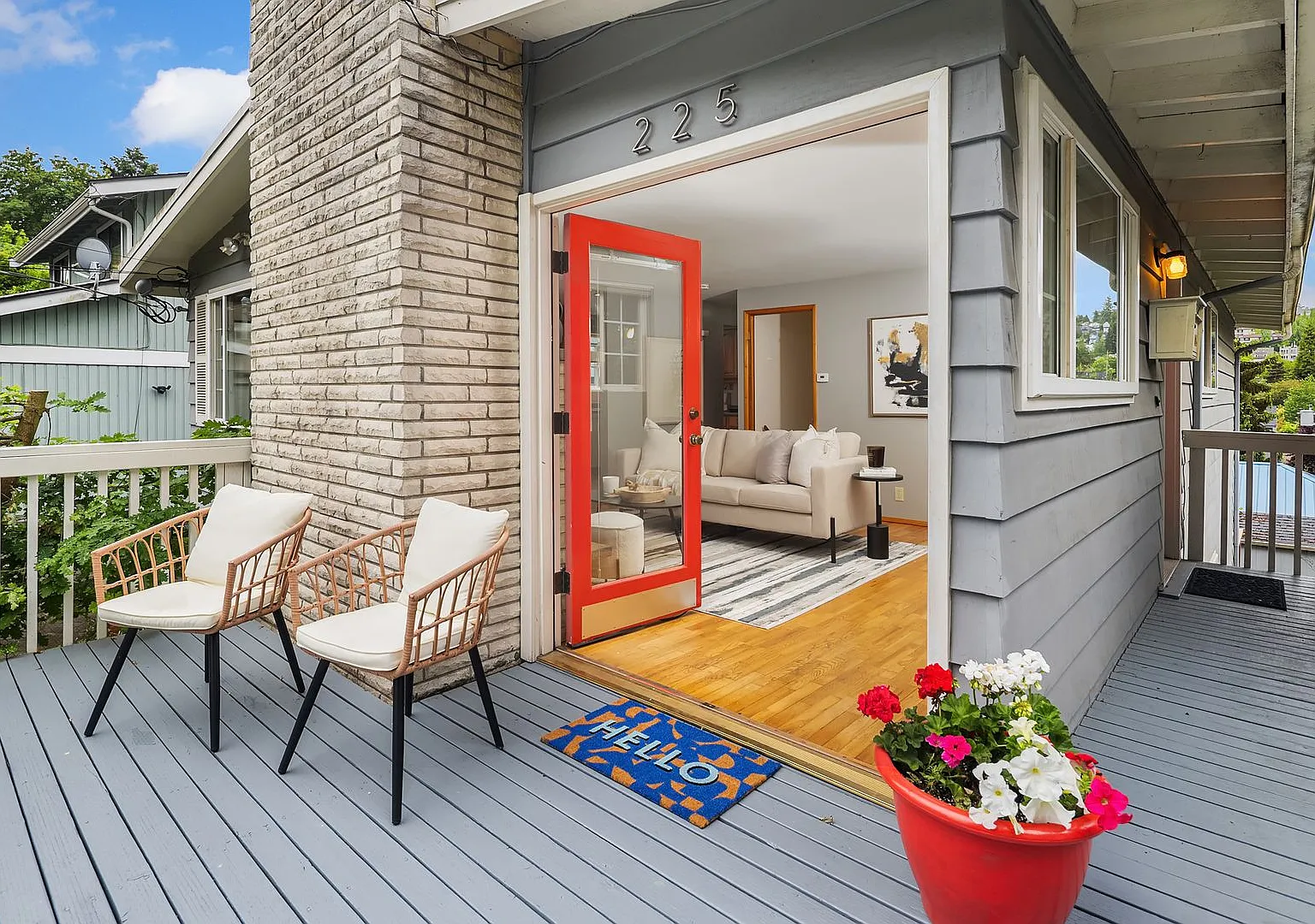 Madison Valley Home — Photo 2