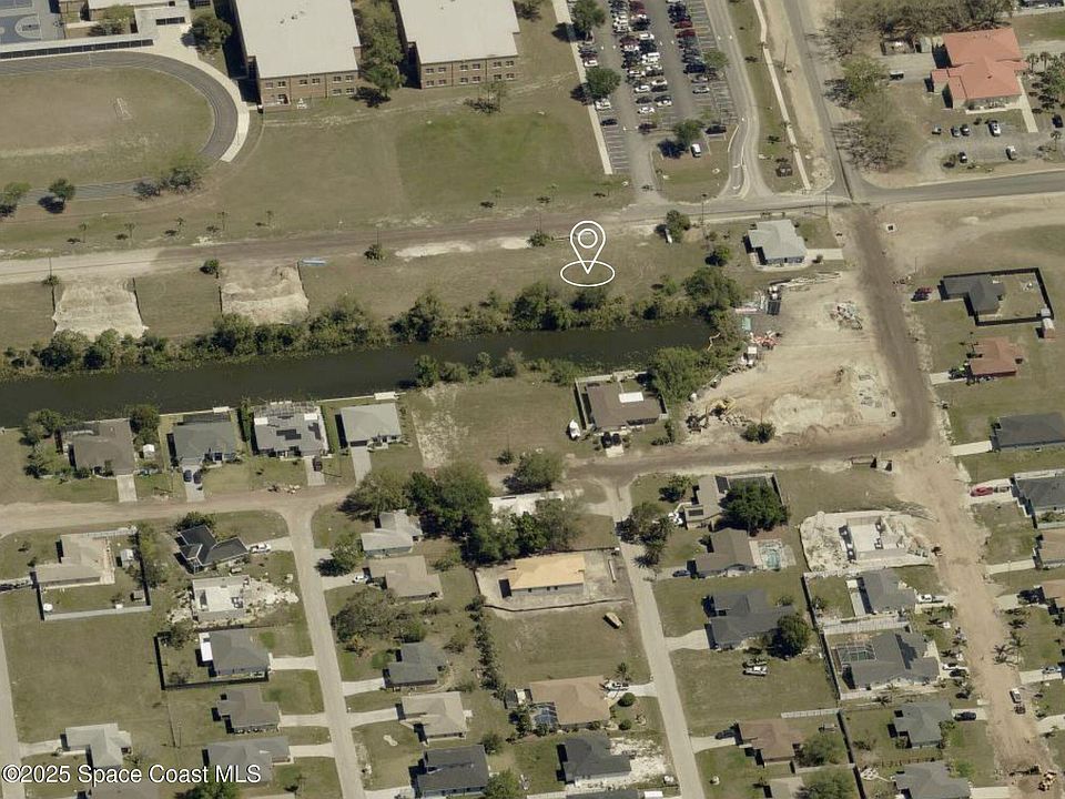 2nd image of 1628 SW 10th Pl
