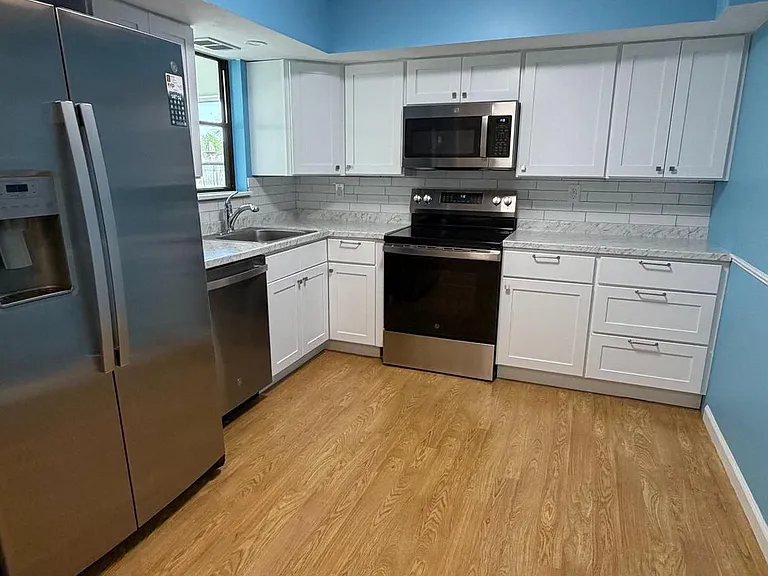 70 Orchard Ct — Photo 6