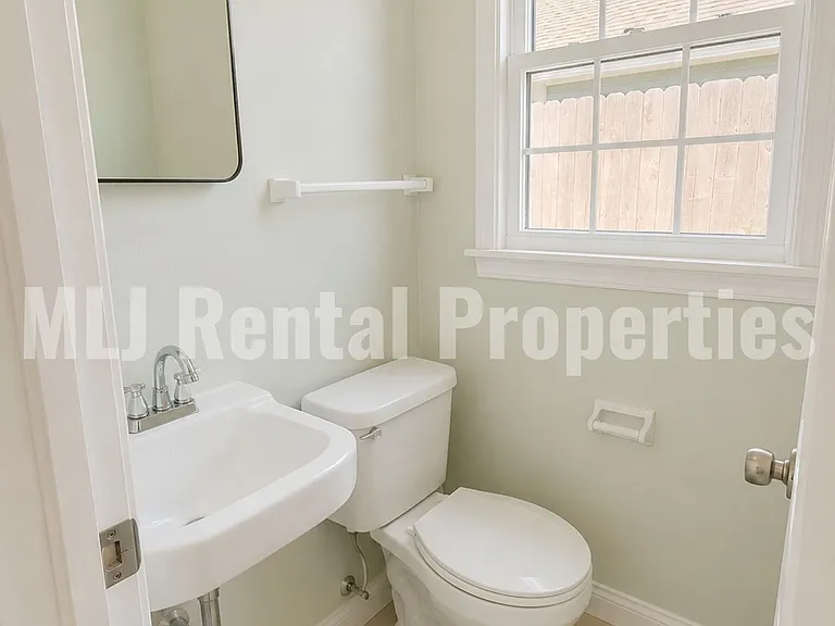 5881 S Irvington Ave — Photo 20