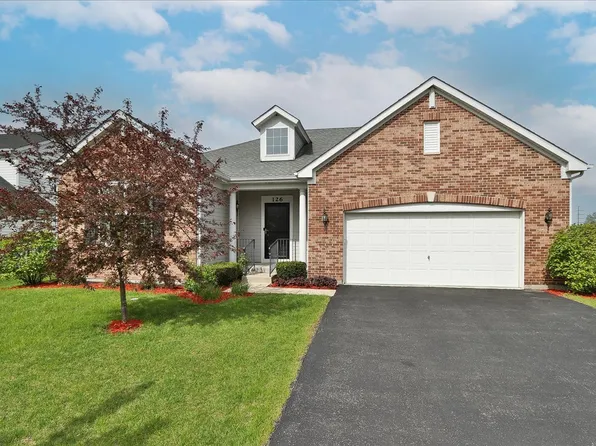 126 Abbott Ct, Elgin, IL 60103