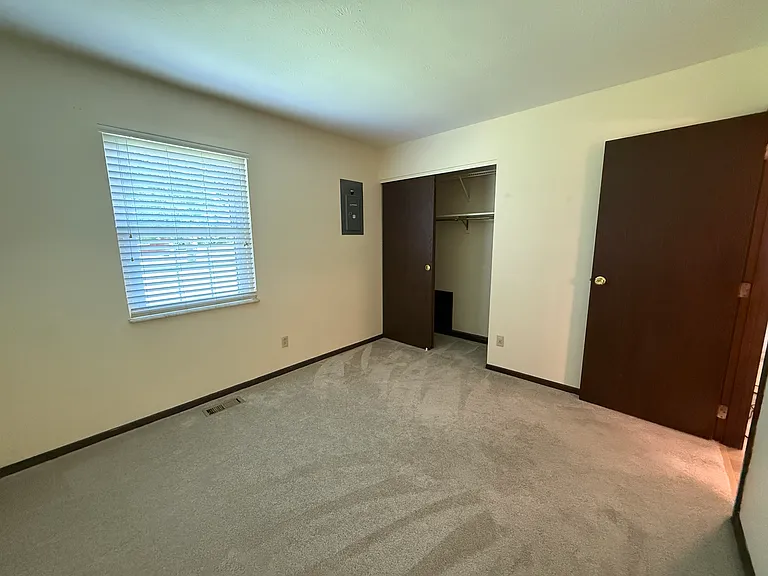 7773 Sterling Pl — Photo 18