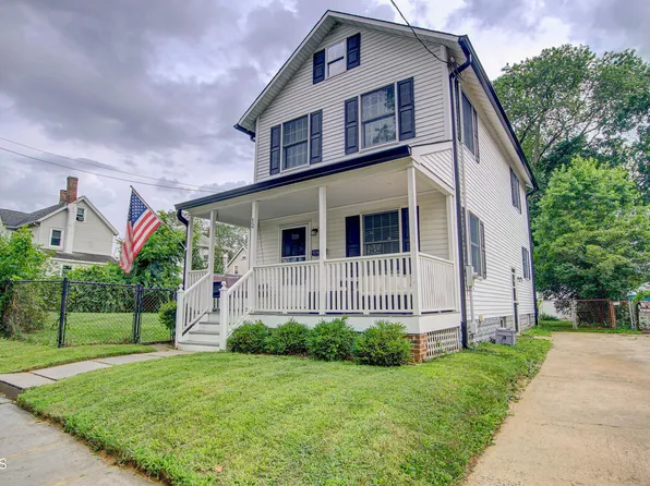 30 Yard Avenue, Freehold, NJ 07728