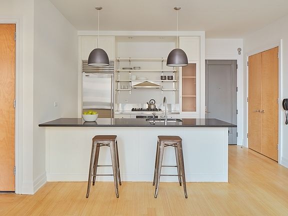 4th image of 110 Livingston St APT 4S