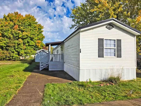 4250 State Highway 307 #31, Geneva, OH 44041