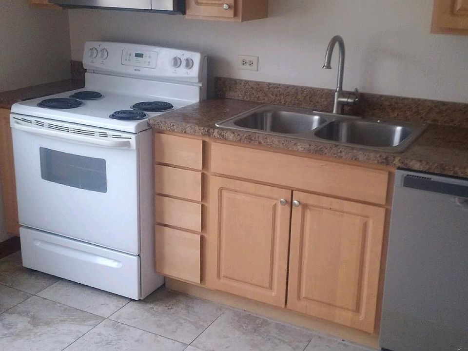 1st image of 12810 Hill Dr