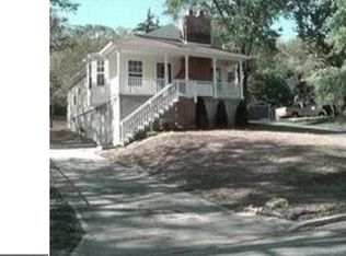 17 Woodland Ave, Clementon, NJ 08021