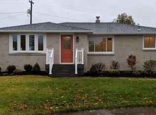 102 Southgate Dr, West Seneca, NY 14224