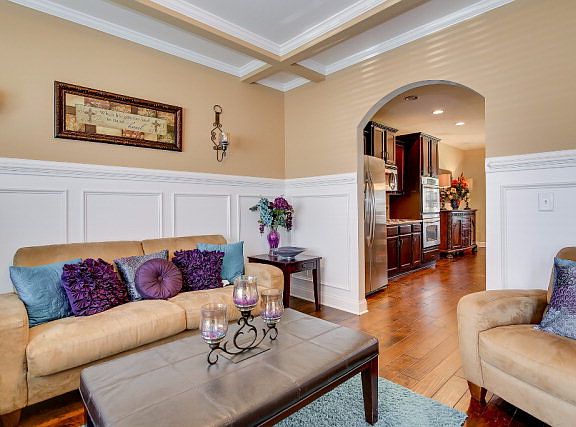 5th image of 355 Brentford Ave