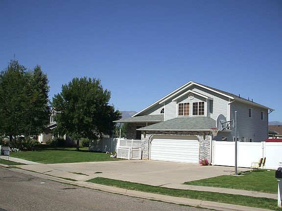 Front of home 3