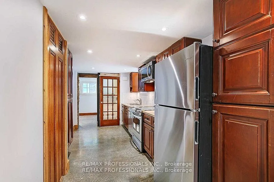 2 bed, $2,200 — Photo 2