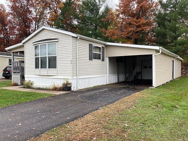 1st image of 2001 Riverview Ave Lot 82