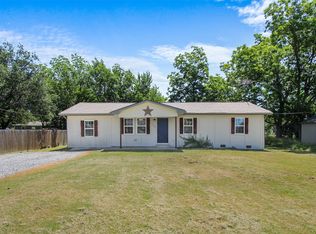 105 S 7th St, Celeste, TX 75423