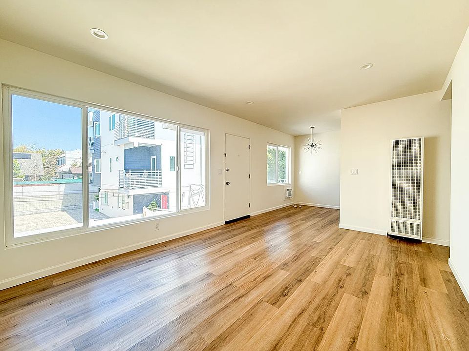 1st image of 632 Parkman Ave APT 4