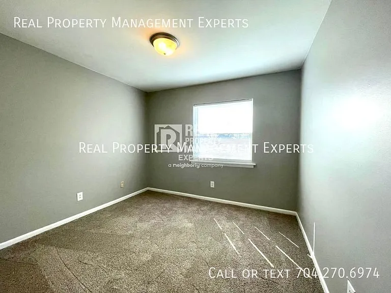 9135 Spyglass Pl #D — Photo 8