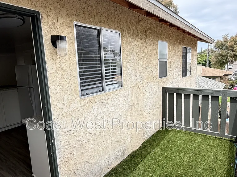 485 Chestnut Ave E — Photo 16