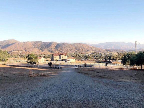 3rd image of 9837 Hierba Rd