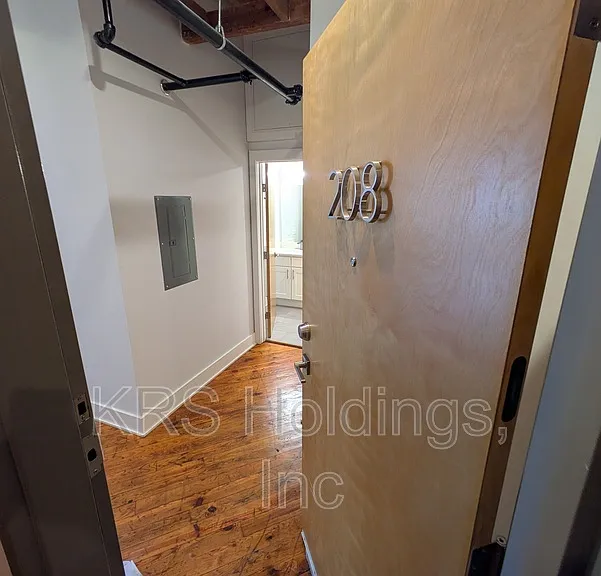 225 N Water St #208 — Photo 2