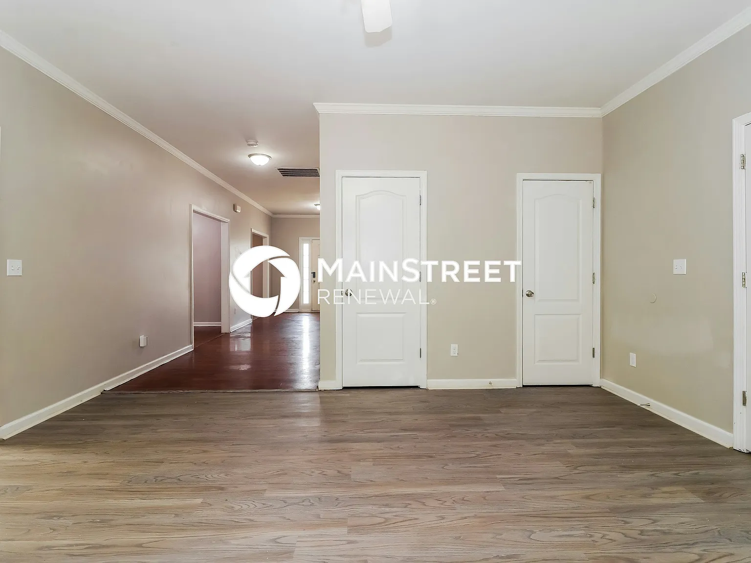 94 Lenore Way — Photo 2