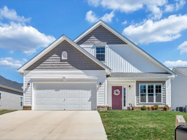 2041 Heys Ln, Vinton, VA 24179