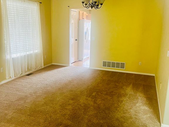5th image of 8408 Blackgum St