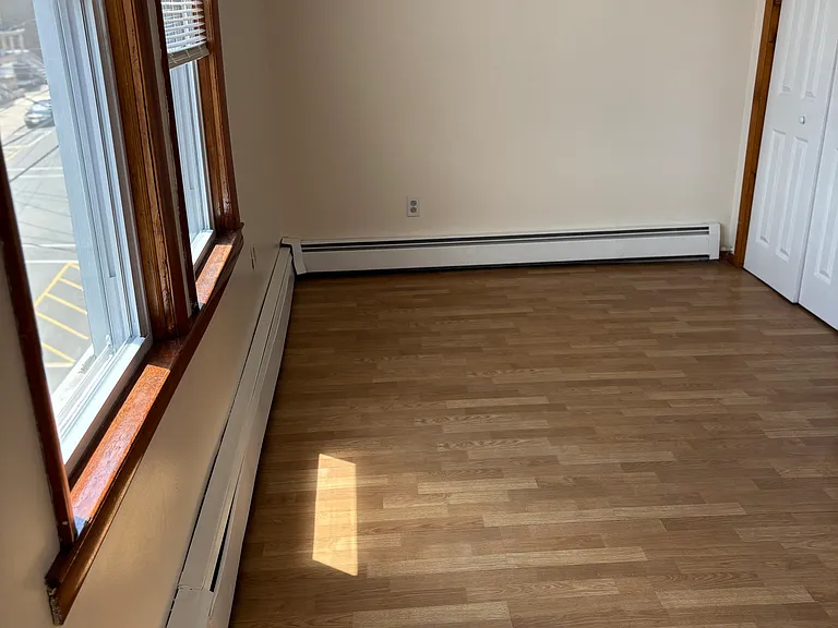 489 Avenue A #3 — Photo 8