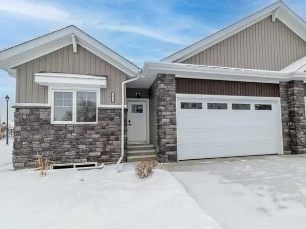 4924 S Beardsley Ave, Lacombe, AB T4L 0G4