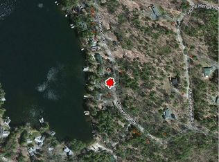 86 Oakwood Rd, Wolfeboro, NH 03894