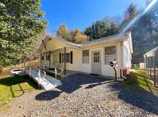 188 Reed Ln NW, Willis, VA 24380